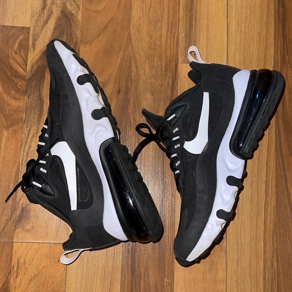 Like New - Women’s Nike Air React - Picture 7 of 8